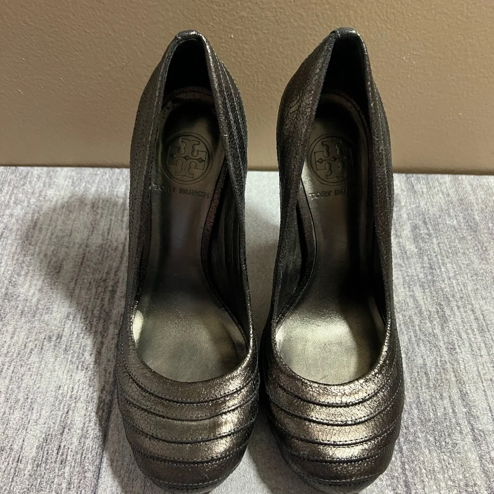 AUTHENTIC TORY BURCH HARTLEY HEELS SIZE 7.5M METALLIC
